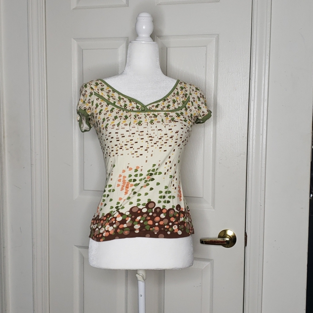 🤯3/$12 Weavers Green Cream Top Medium